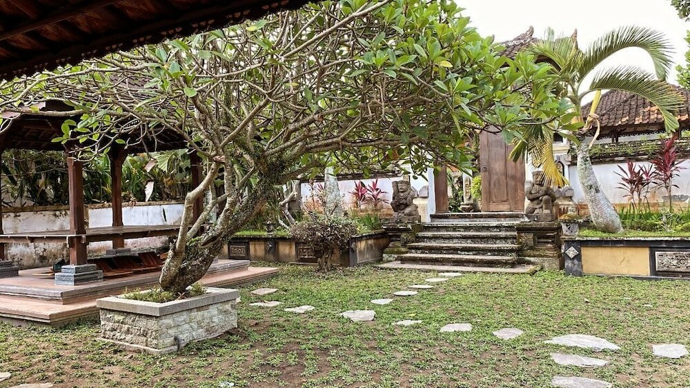 Фото Hotel Gianyar