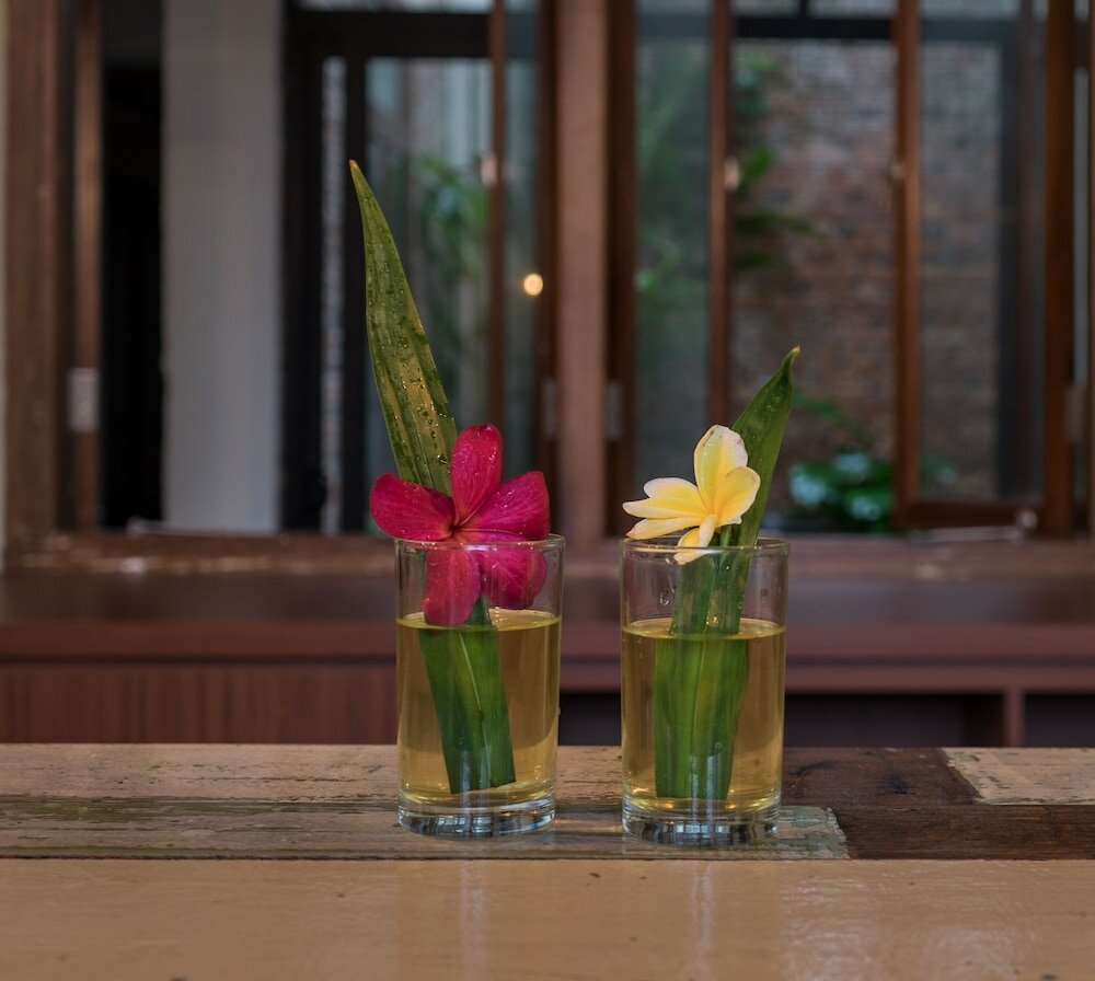 Фото Treasures Hotel and Suites