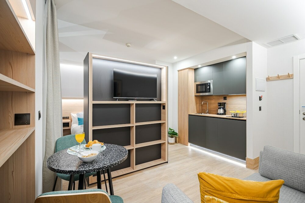 Фото Feelathome Ventas Suites