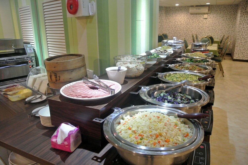 Фото New World Hotel