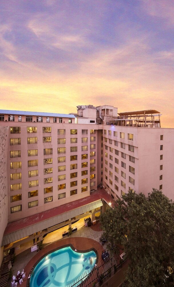 Фото The Chancery Pavilion