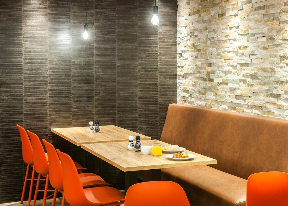 Фото The Alfred Hotel