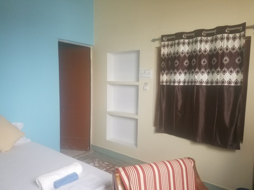 Фото Baba Guest House