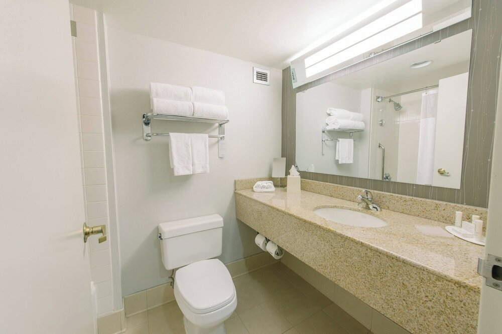 Фото Courtyard by Marriott Nashua