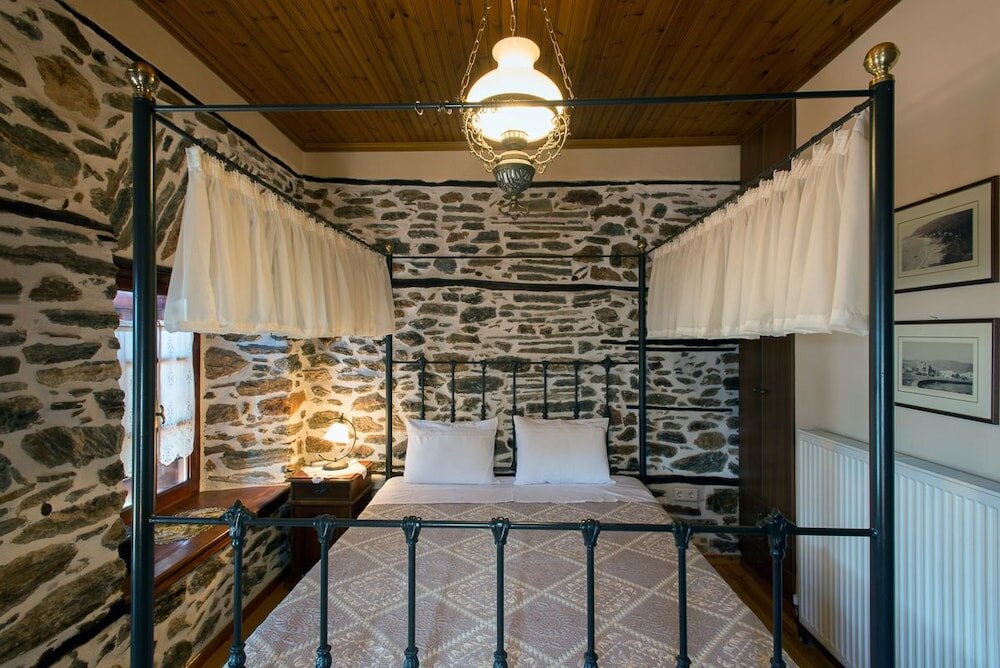 Фото Mansion Terpou