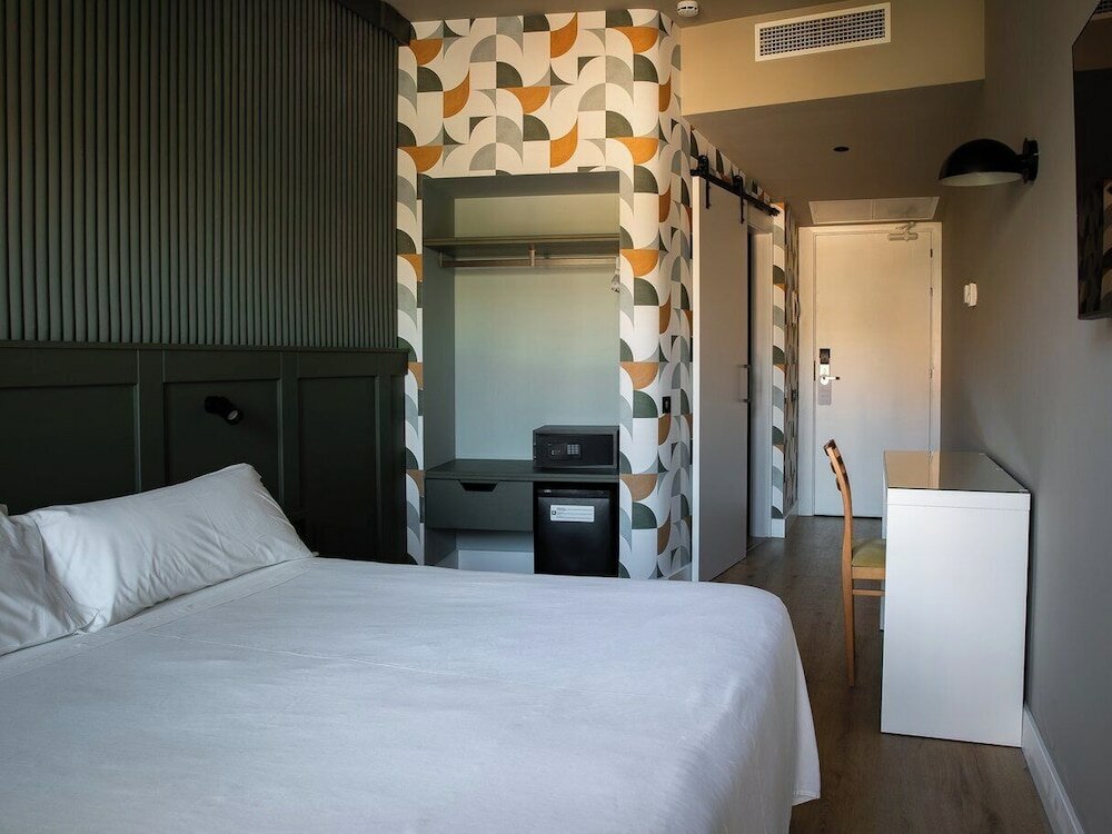 Фото Hotel Nuria