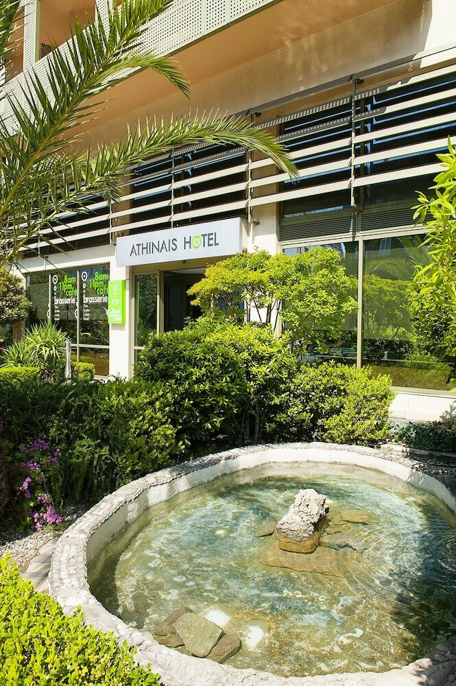 Фото Athinais Hotel