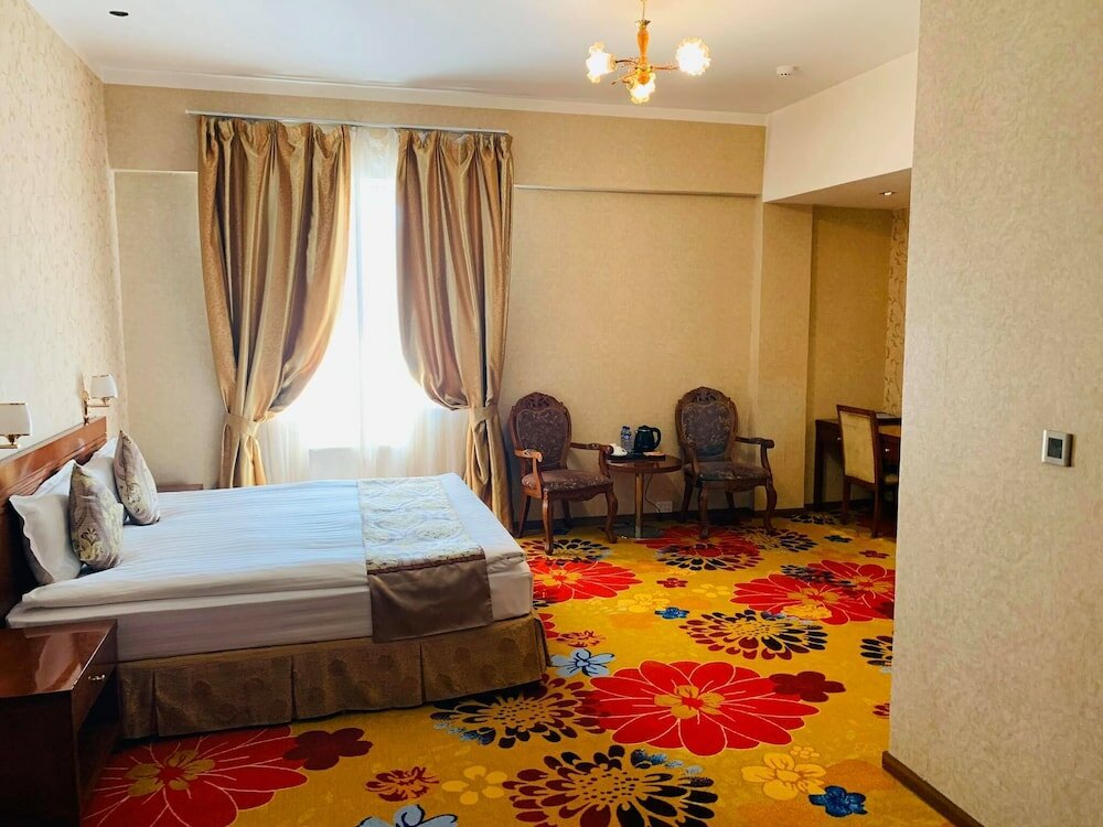 Фото Ub City Hotel