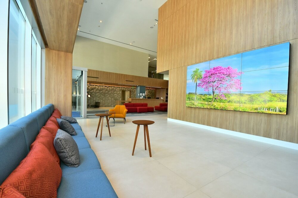 Фото Holiday Inn Express Asuncion Aviadores, an Ihg Hotel