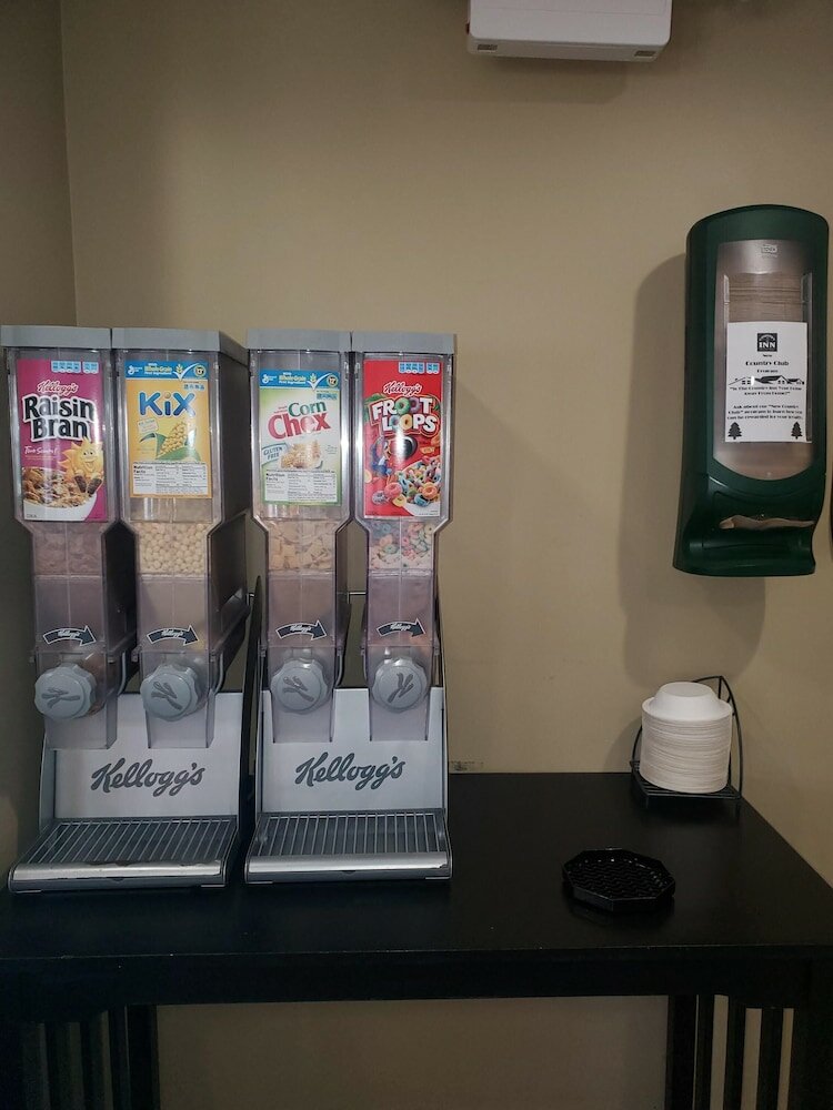 Фото Country Inn at The Mall