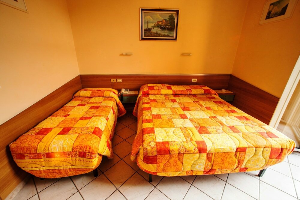 Фото Hotel Villa Il Castagno