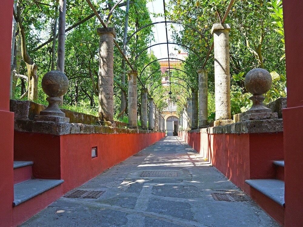 Фото The Secret Garden Relais