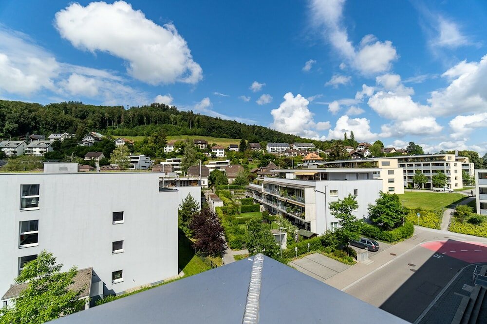 Фото Hine Adon Apart Hotel Bern-Airport
