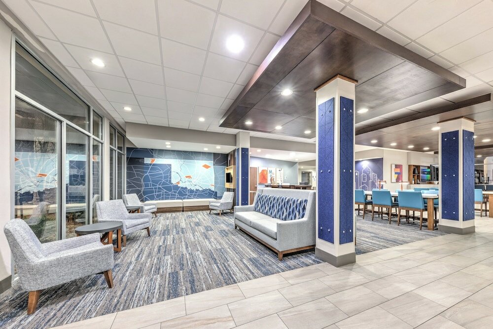 Фото Holiday Inn Express & Suites Moore, an Ihg Hotel