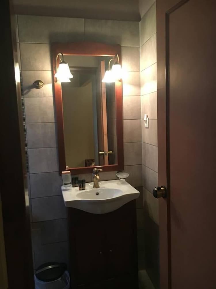 Фото Helena Hotel