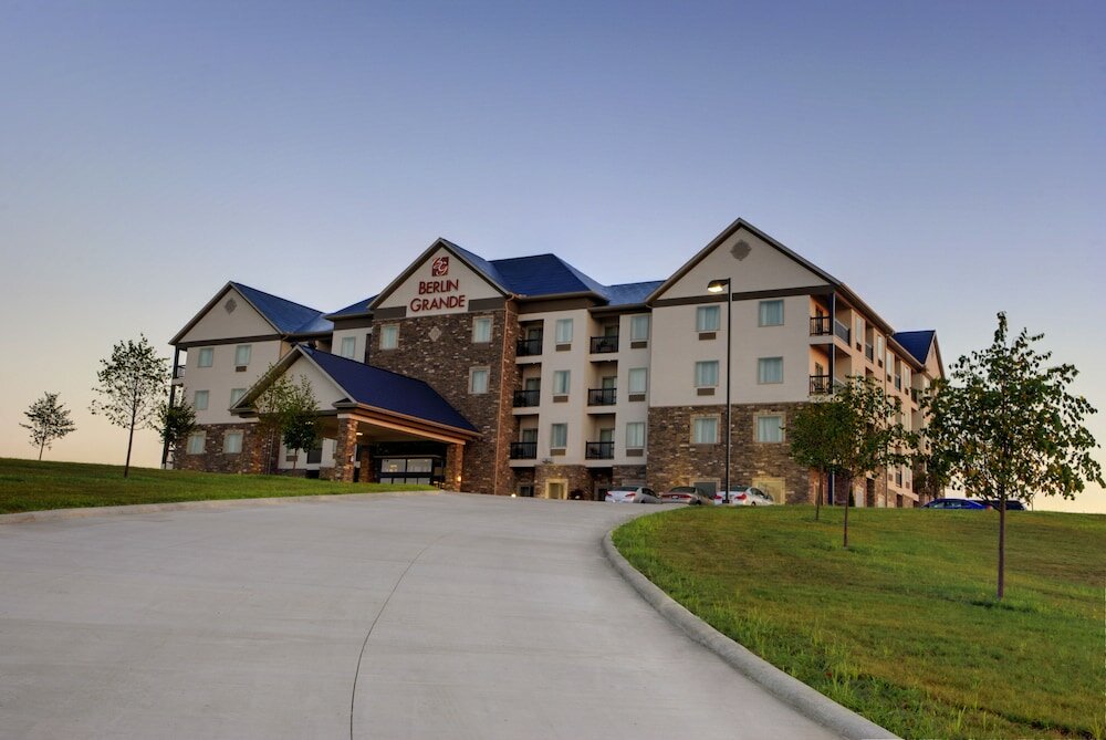 Фото Berlin Grande Hotel