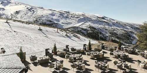 Внешний вид отеля El Lodge, Ski & SPA в Моначиле, фото 5