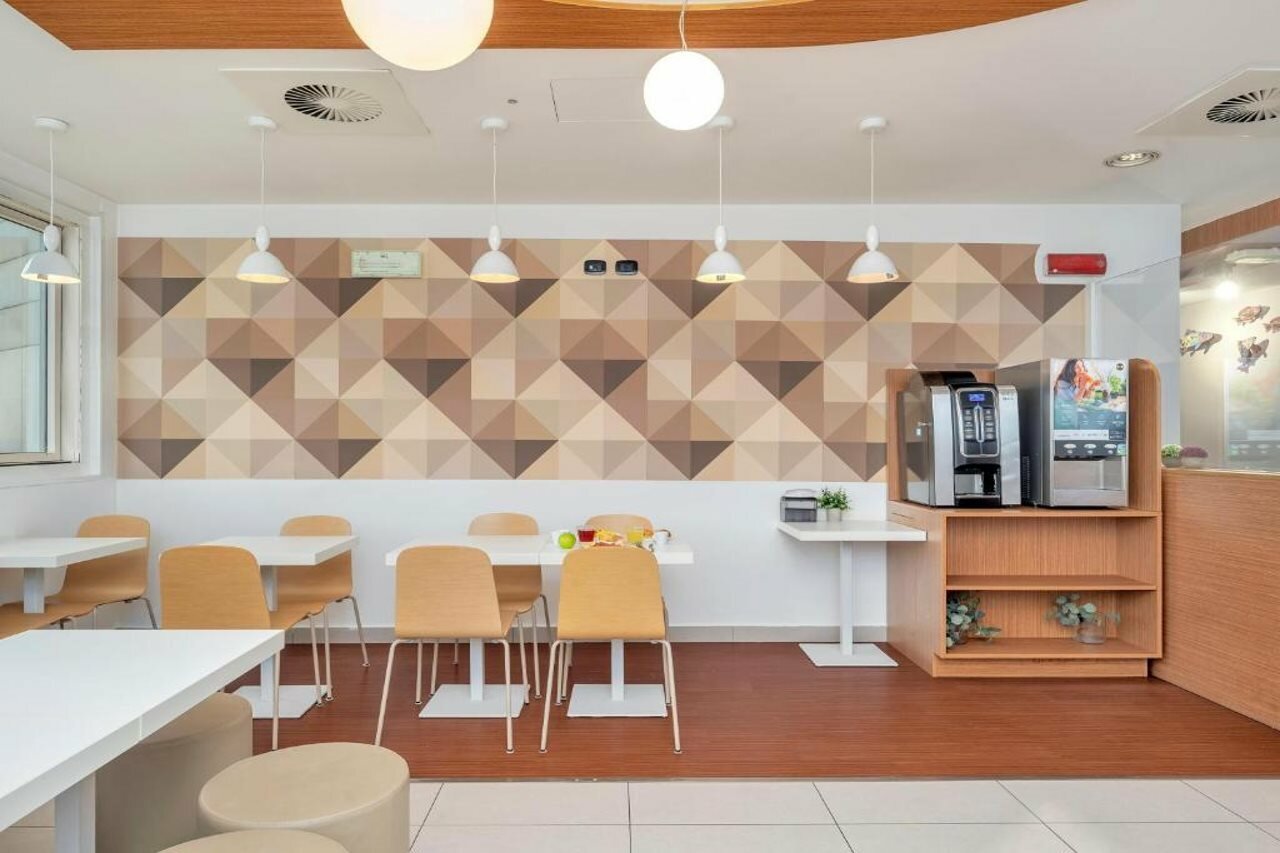 Фото B&B Hotel Milano Cenisio Garibaldi