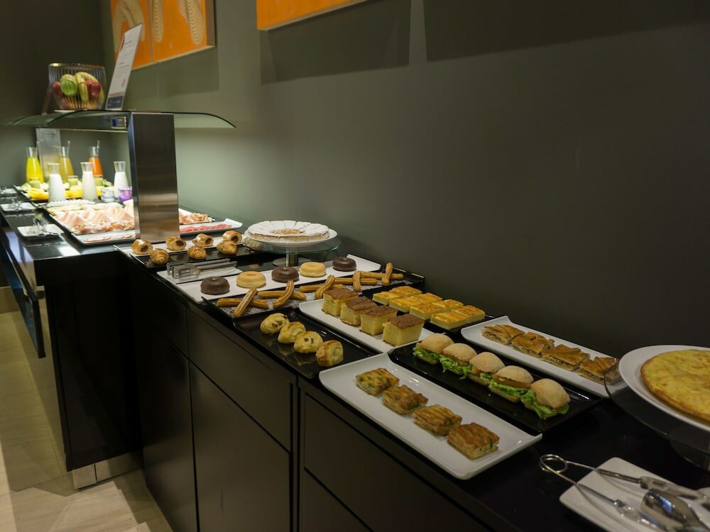 Фото Carris Cardenal Quevedo Hotel