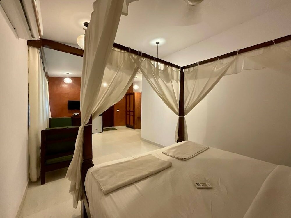 Фото Naga Cottages