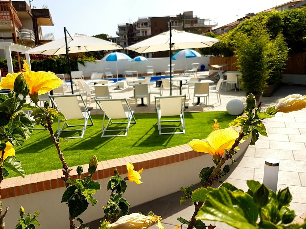 Фото Hotel Alexander