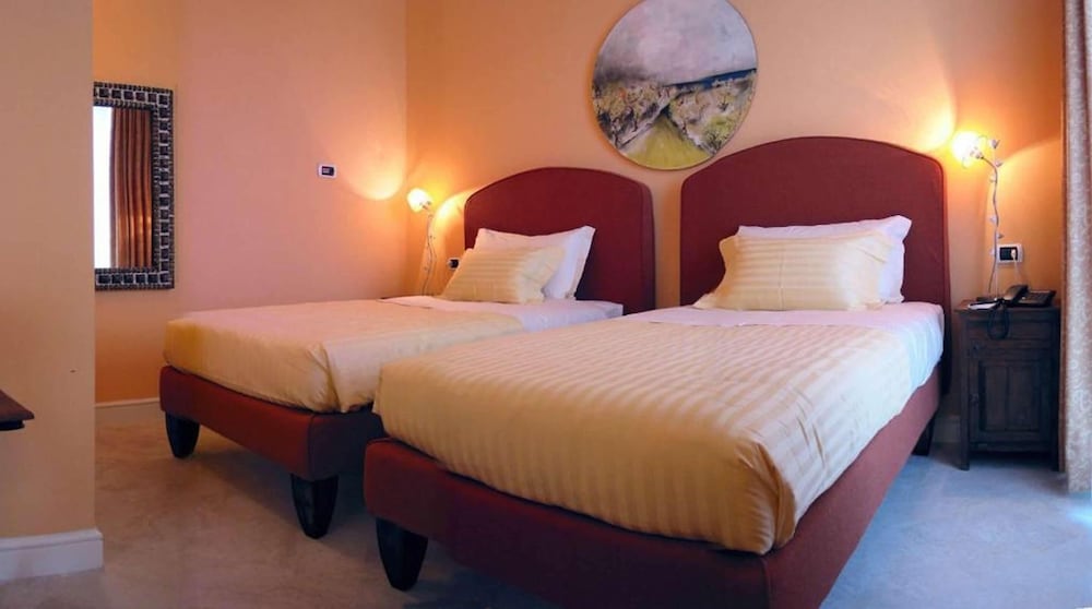 Фото Tombolo Talasso Resort