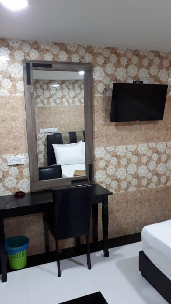 Фото Ark Malawti Hotel