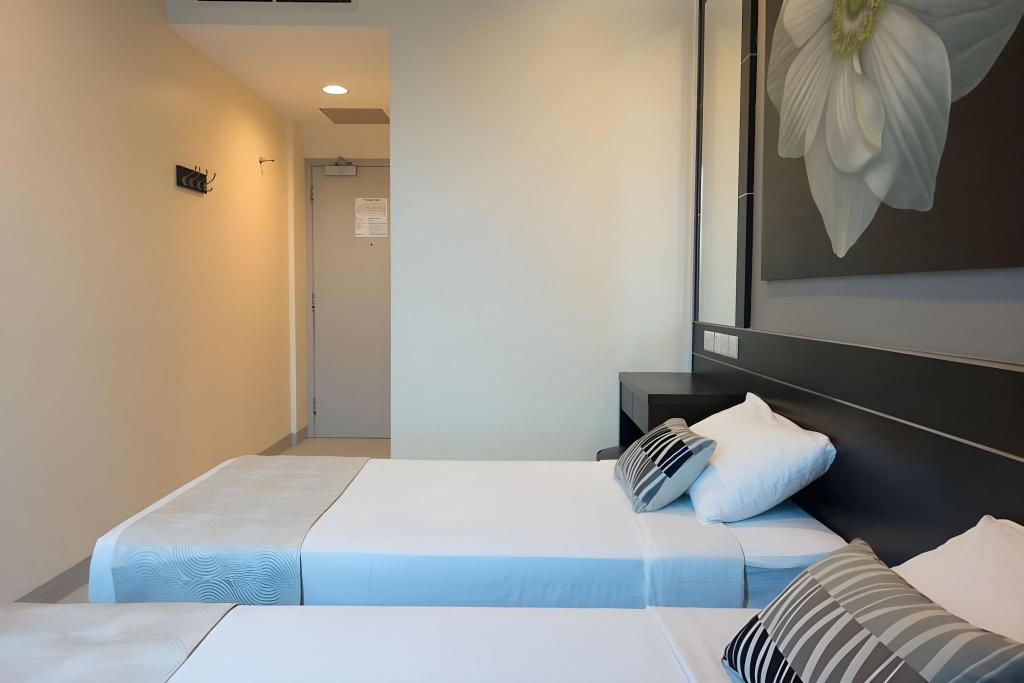 Фото Hotel 81 Changi