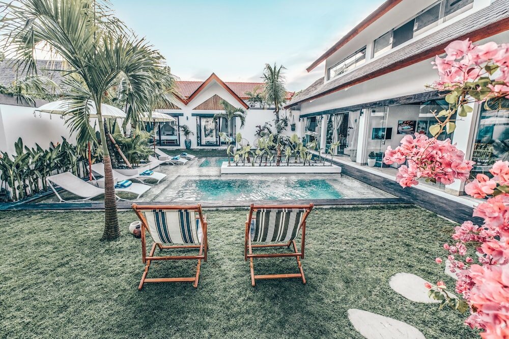 Фото Beyond Bungalows