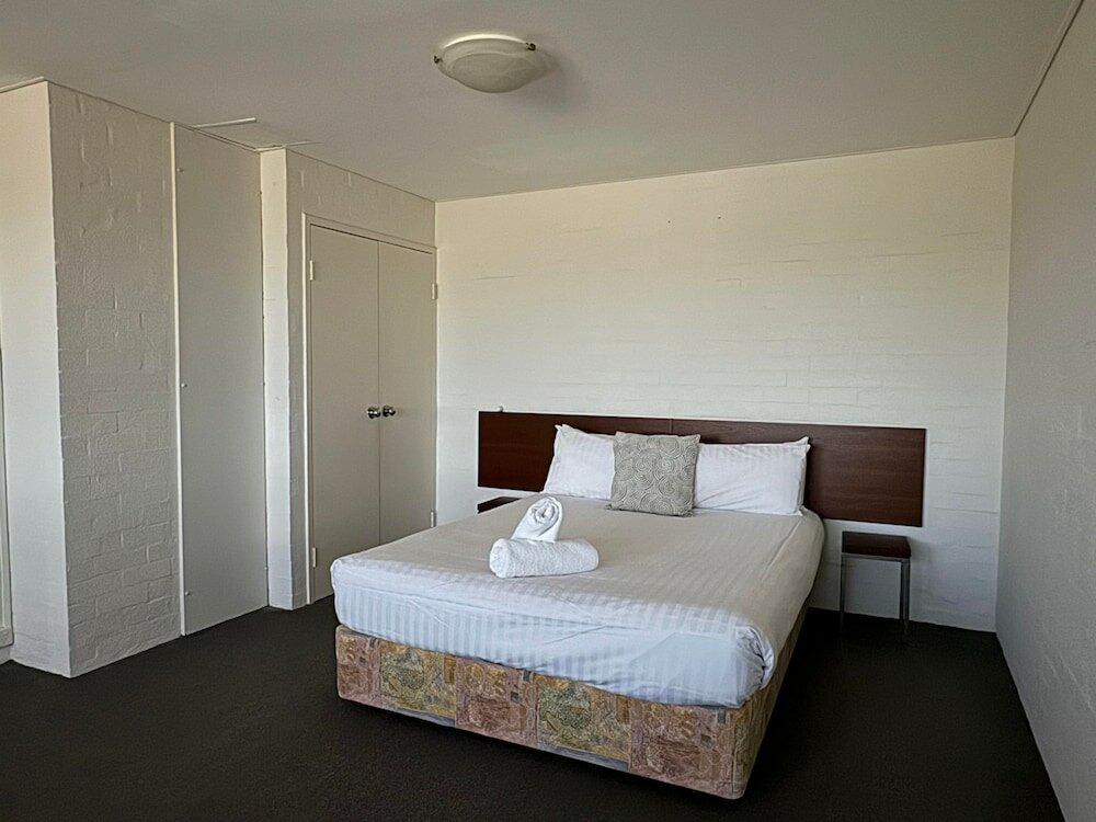 Фото Atrium Hotel Mandurah
