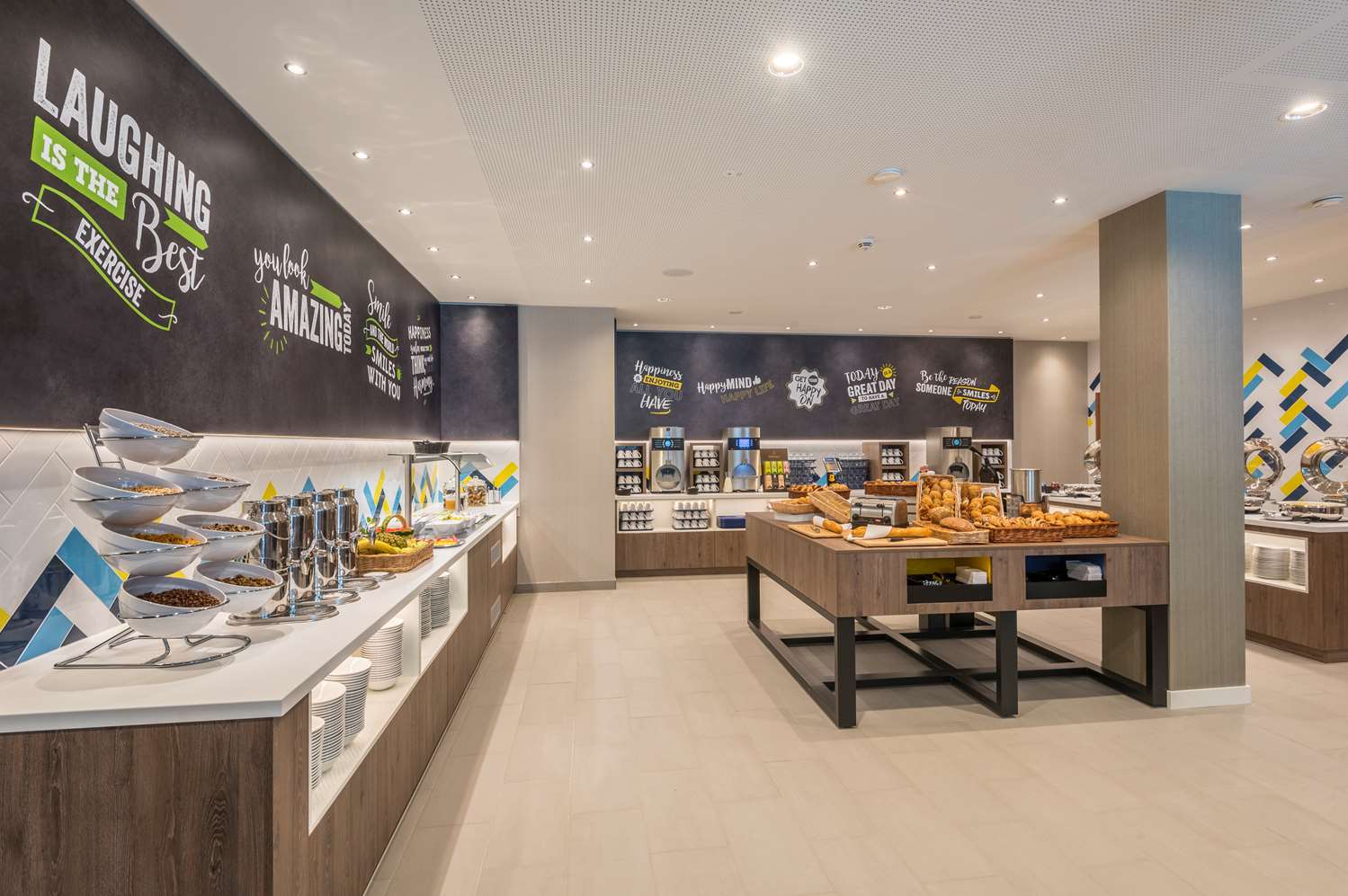 Фото Hampton by Hilton Munich City West