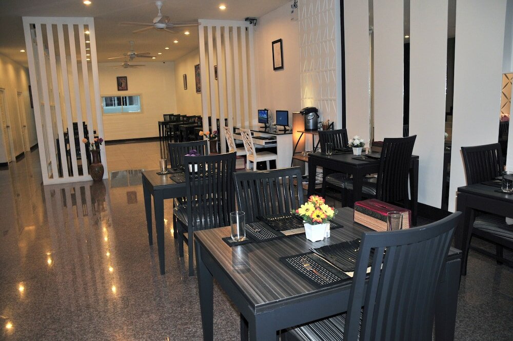 Фото The Cocoon Patong