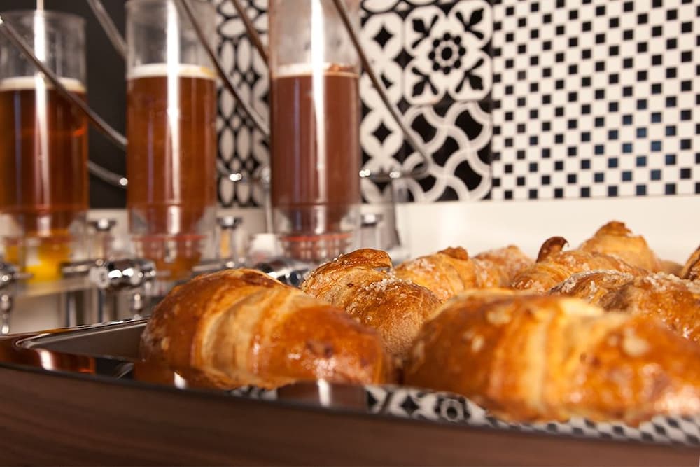 Фото G Hotel Pescara