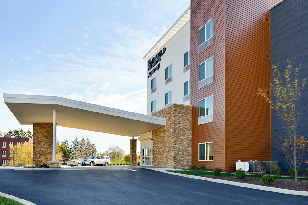 Фото Fairfield Inn & Suites by Marriott Martinsburg