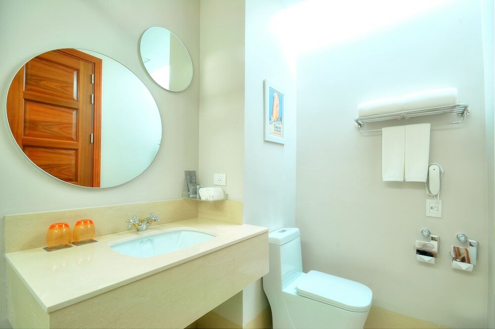 Фото One One Bangkok Hotel