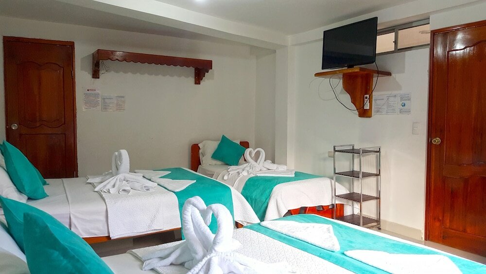 Фото Hostal Sir Francis Drake