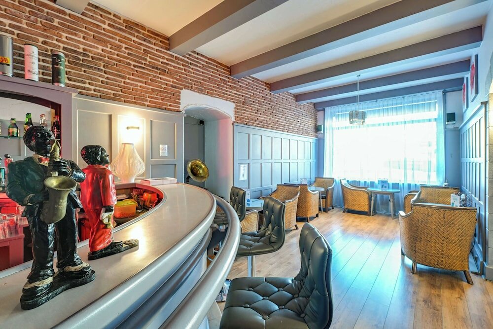 Фото Brit Hotel - Le Grand Hotel