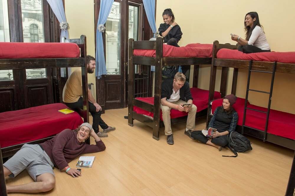 Фото Milhouse Hostel Hipo