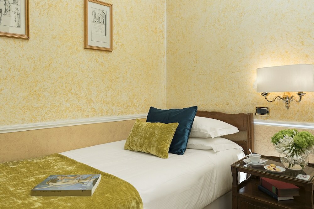 Фото Bettoja Hotel Massimo D'Azeglio