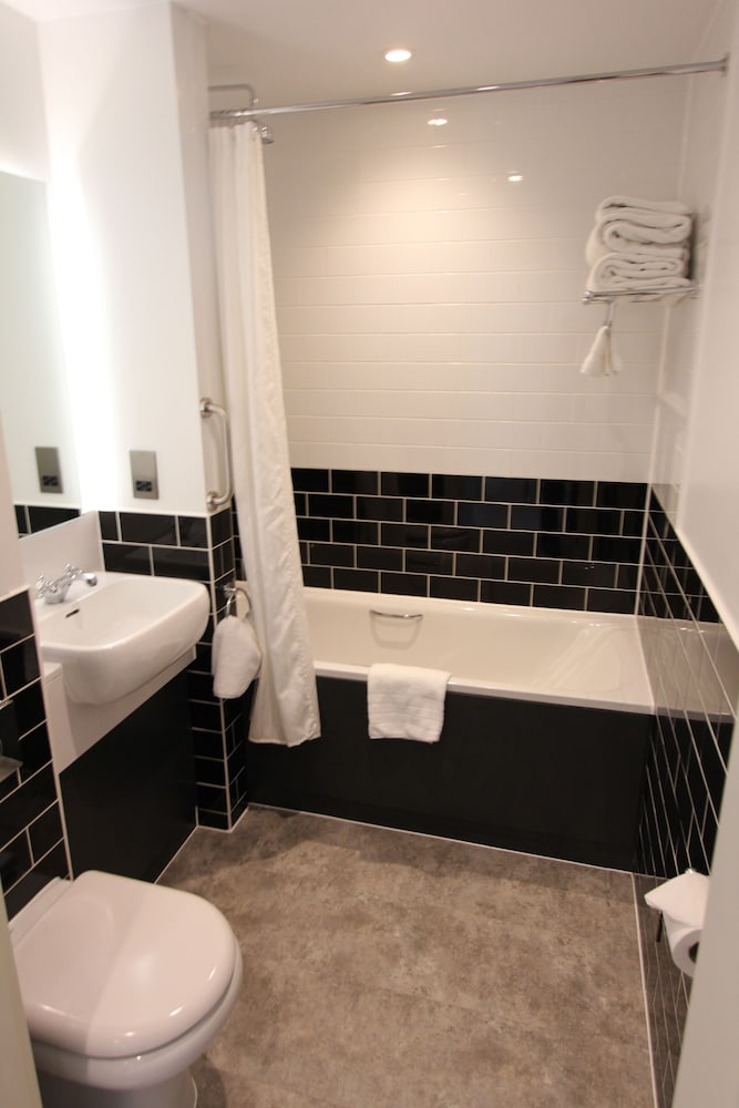 Фото Yarrow Hotel