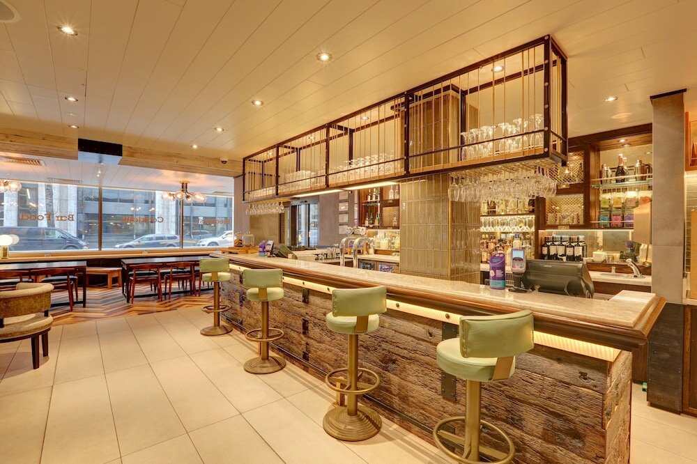 Фото Hub by Premier Inn London Westminster Abbey Hotel