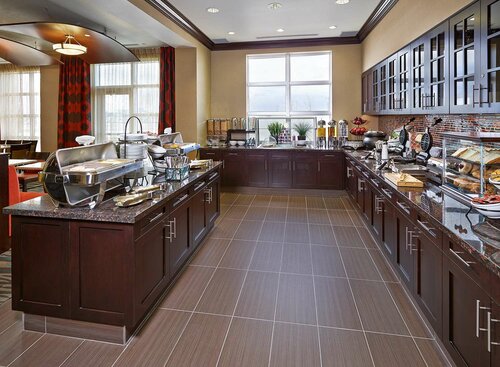 Внешний вид отеля Homewood Suites by Hilton Calgary-Airport в Калгарях, фото 3