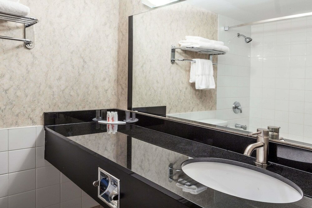 Фото Ramada by Wyndham Timmins