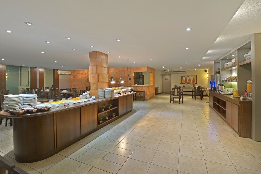 Фото Hotel Deville Express Cascavel