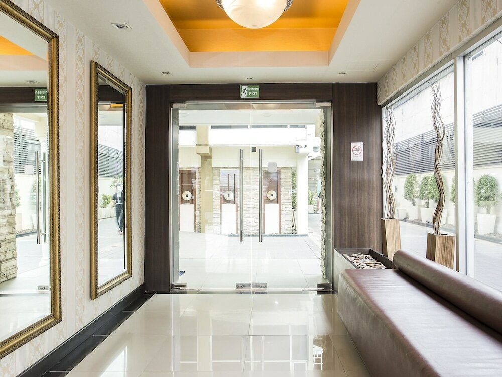 Фото The Green Bells New Petchburi