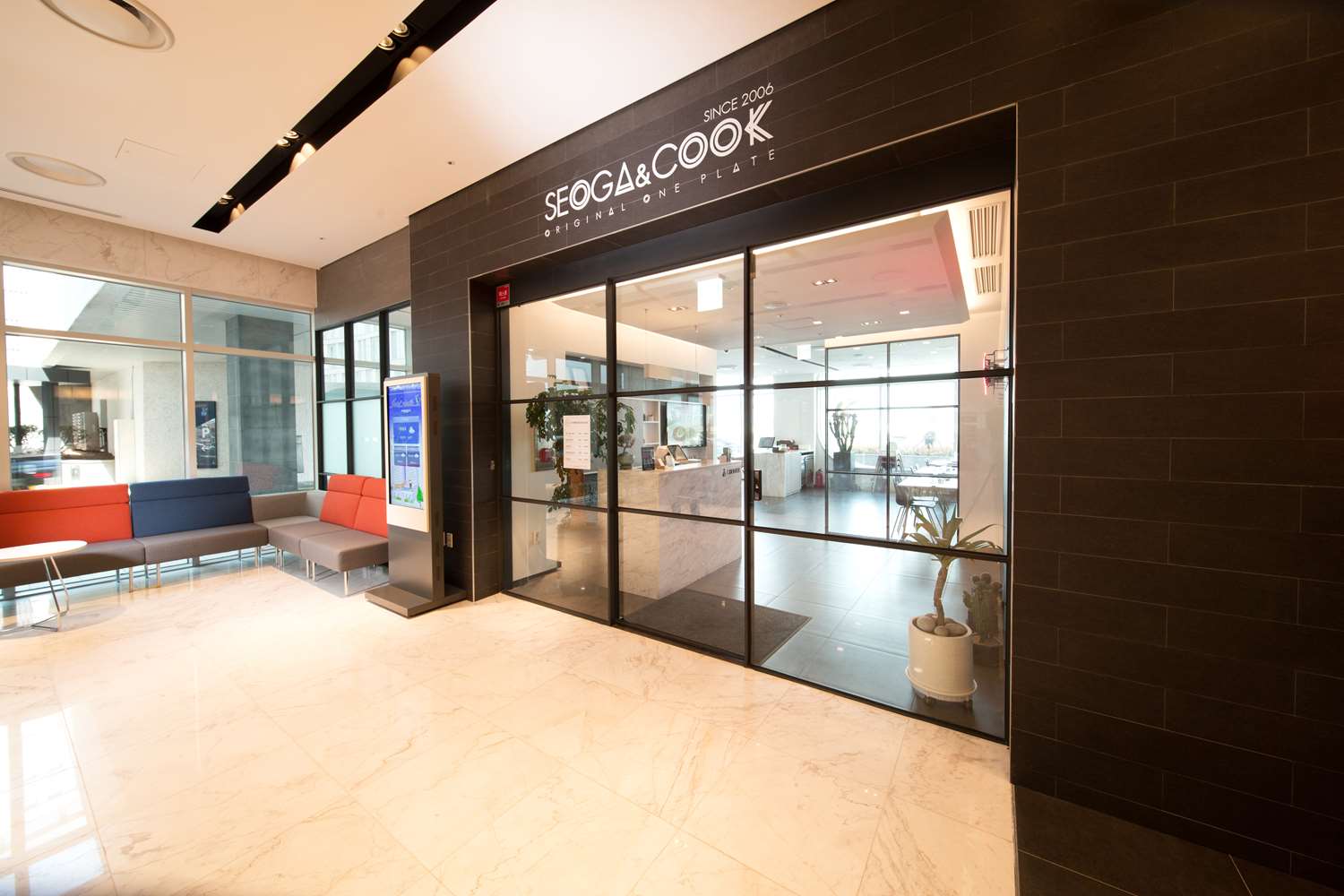 Фото Whistle Lark