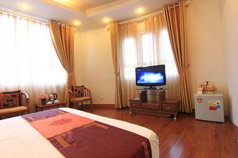 Фото Urban Alley Hotel