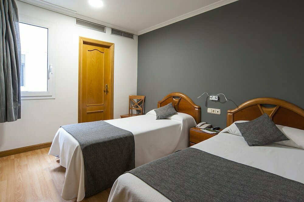 Hotel Hostal Izaga, Foral Community of Navarre, photo