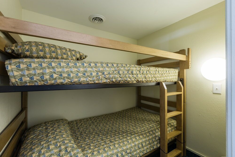 Фото Schooner Beach and Racquet Club by Capital Vacations