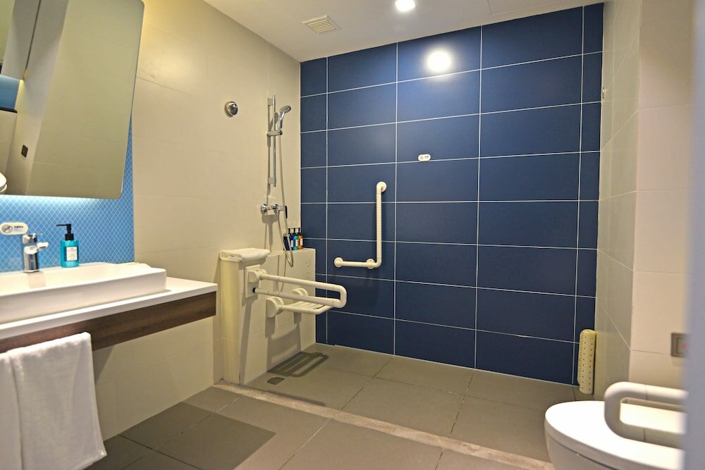 Фото Holiday Inn Express Hangzhou Binjiang